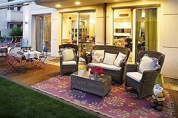 Residenza D-Place Ponchielli Riccione 0*,